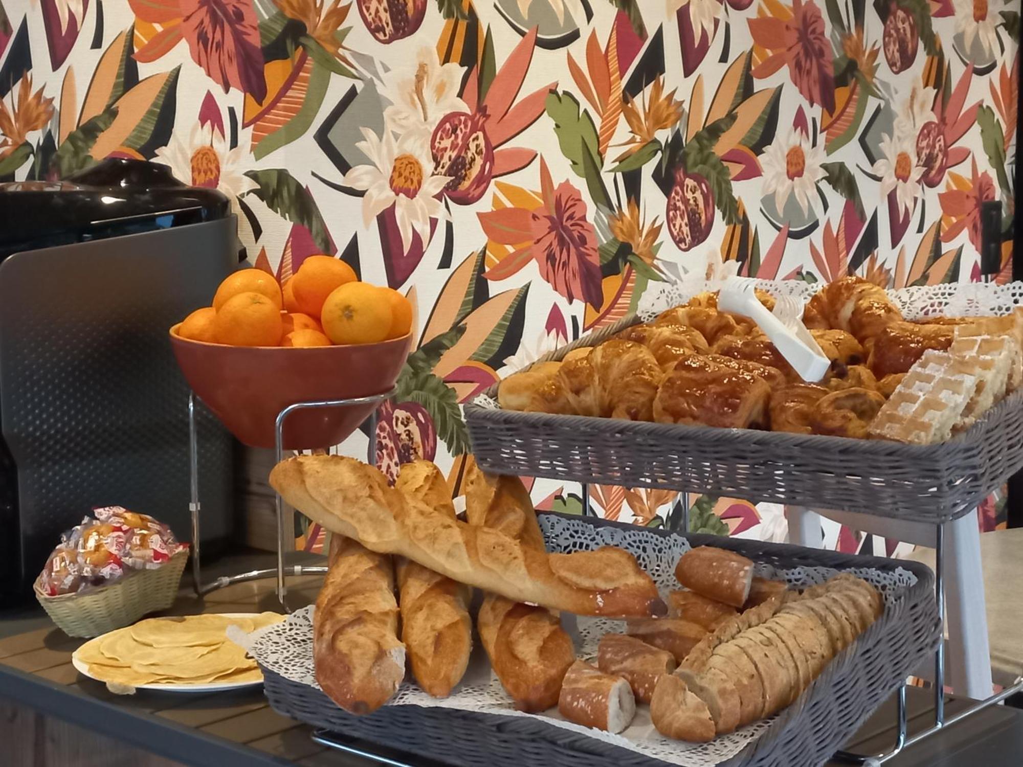 Hotel Restaurant De La Poste Saint-Just-en-Chevalet المظهر الخارجي الصورة