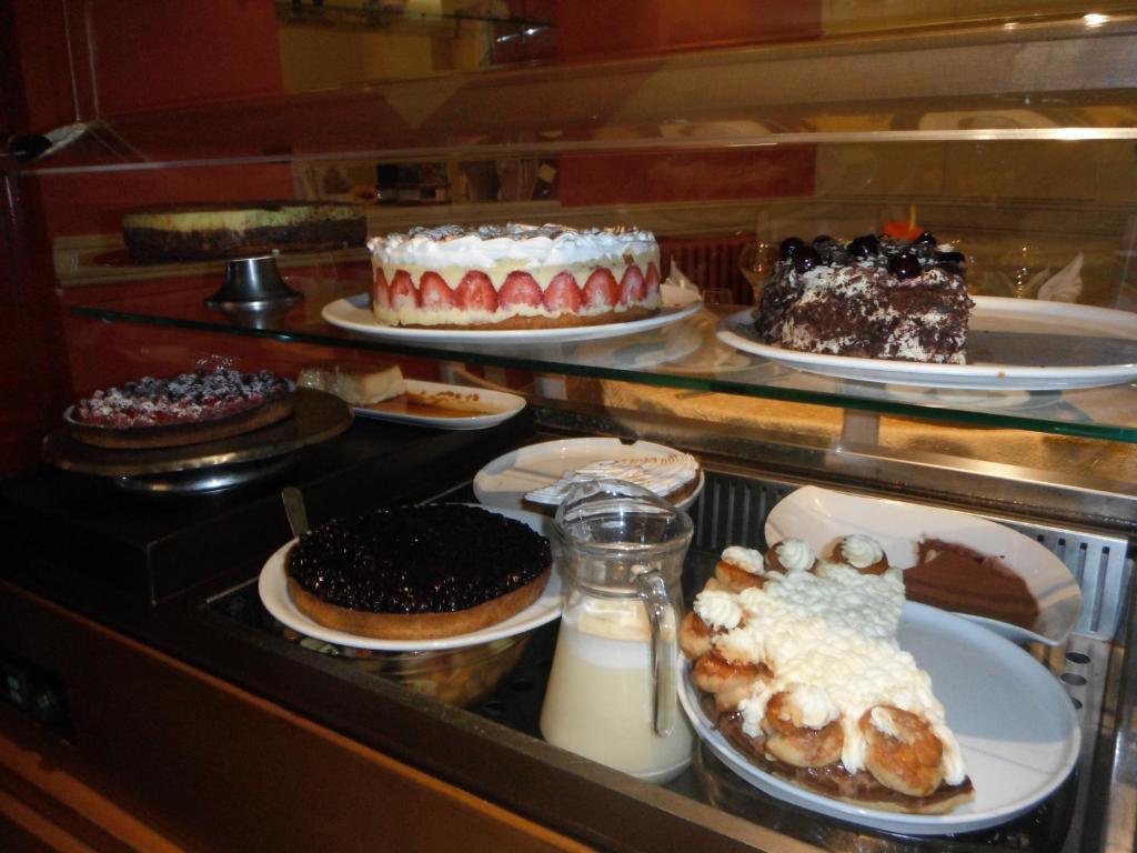 Hotel Restaurant De La Poste Saint-Just-en-Chevalet المظهر الخارجي الصورة